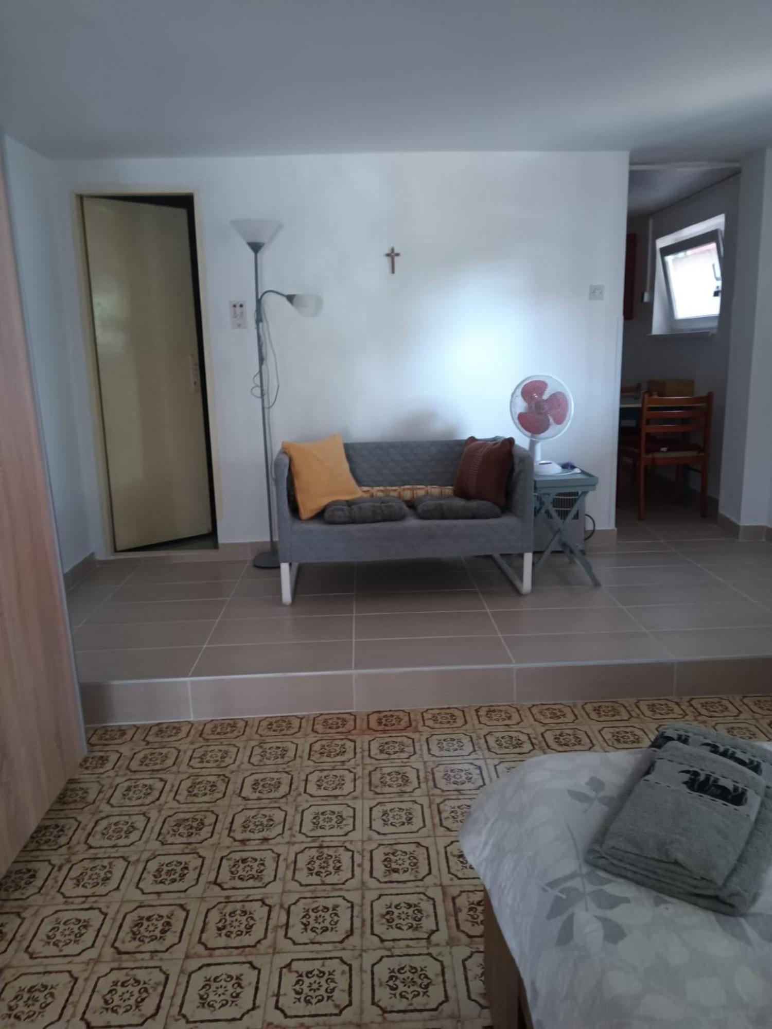 Studio Apartment Posavec Premantura Exterior photo